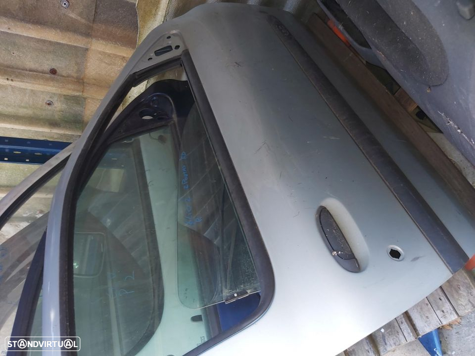 Porta Direita Renault Clio 2 s/elevador de 3 portas - 2