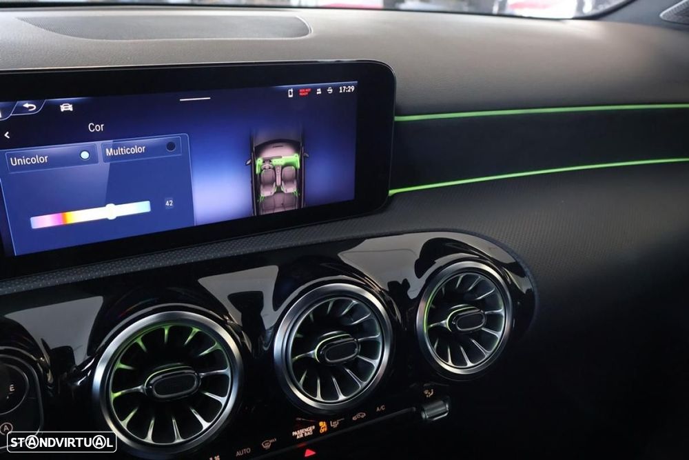 Mercedes-Benz A 250 e - 14