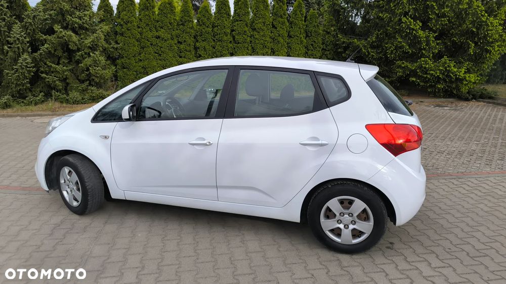 Kia Venga 1.4 CVVT Attract - 11