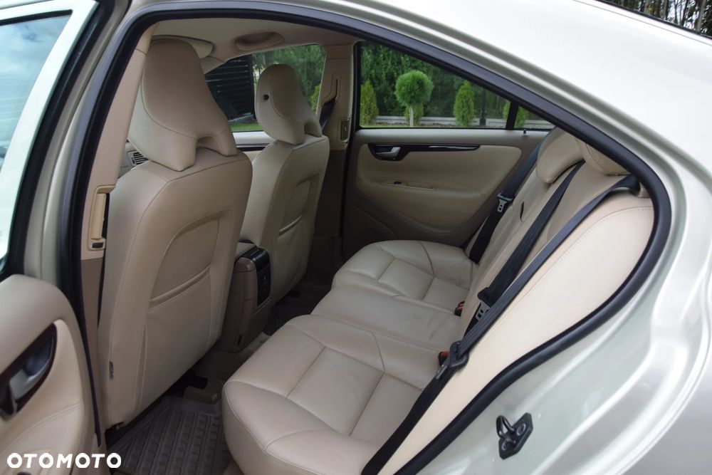 Volvo S60 - 6