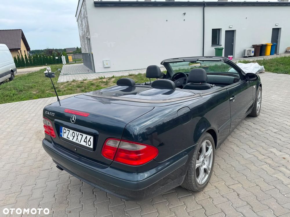 Mercedes-Benz CLK - 2