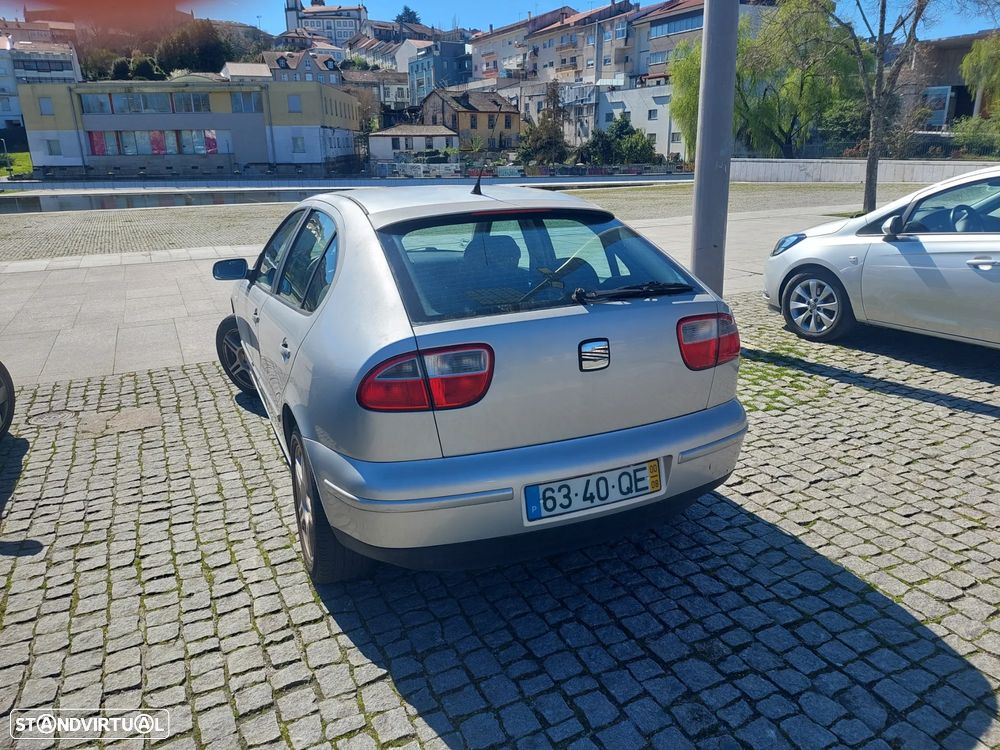 SEAT Leon 1.4 16V Confort JE+AC - 2