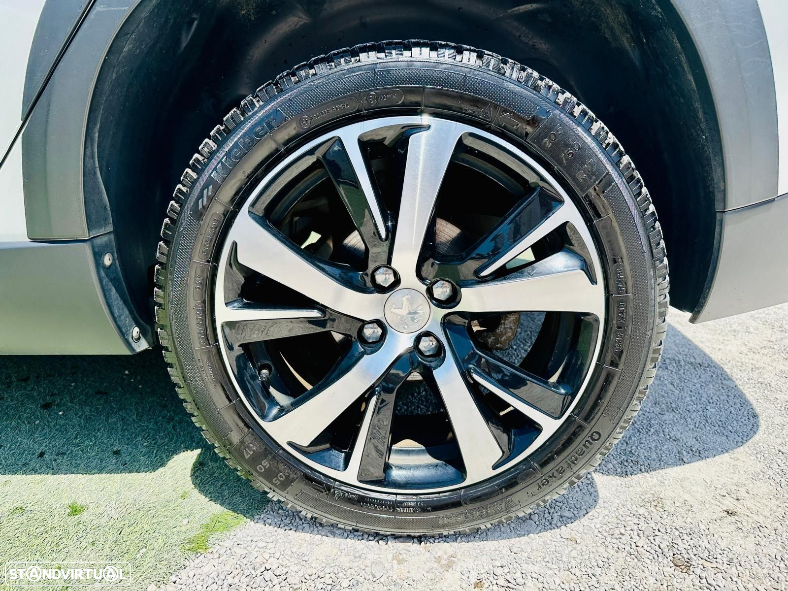 Peugeot 2008 1.2 PureTech GT Line - 10
