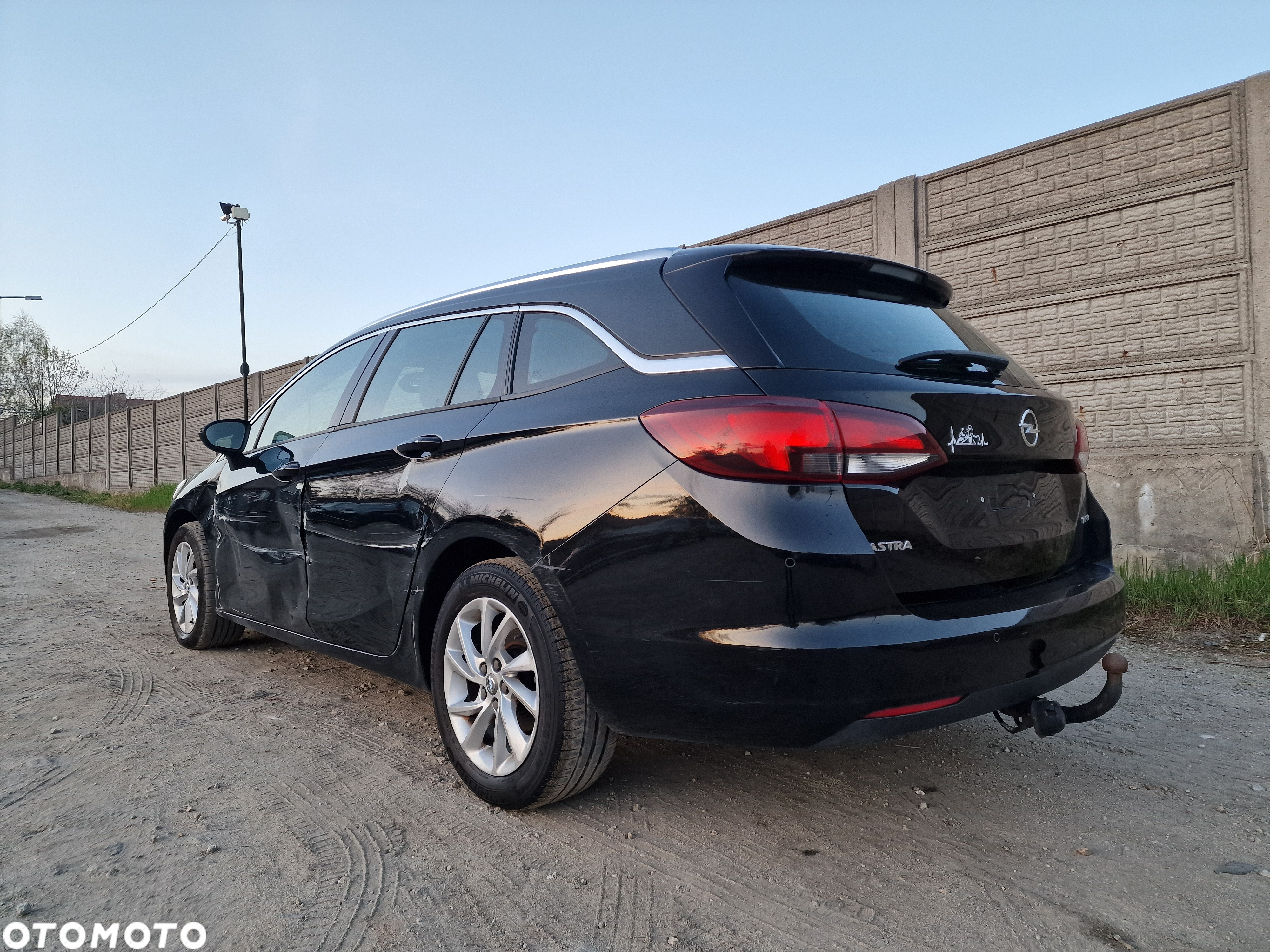 Opel Astra 1.4 Turbo Start/Stop Sports Tourer Innovation - 30