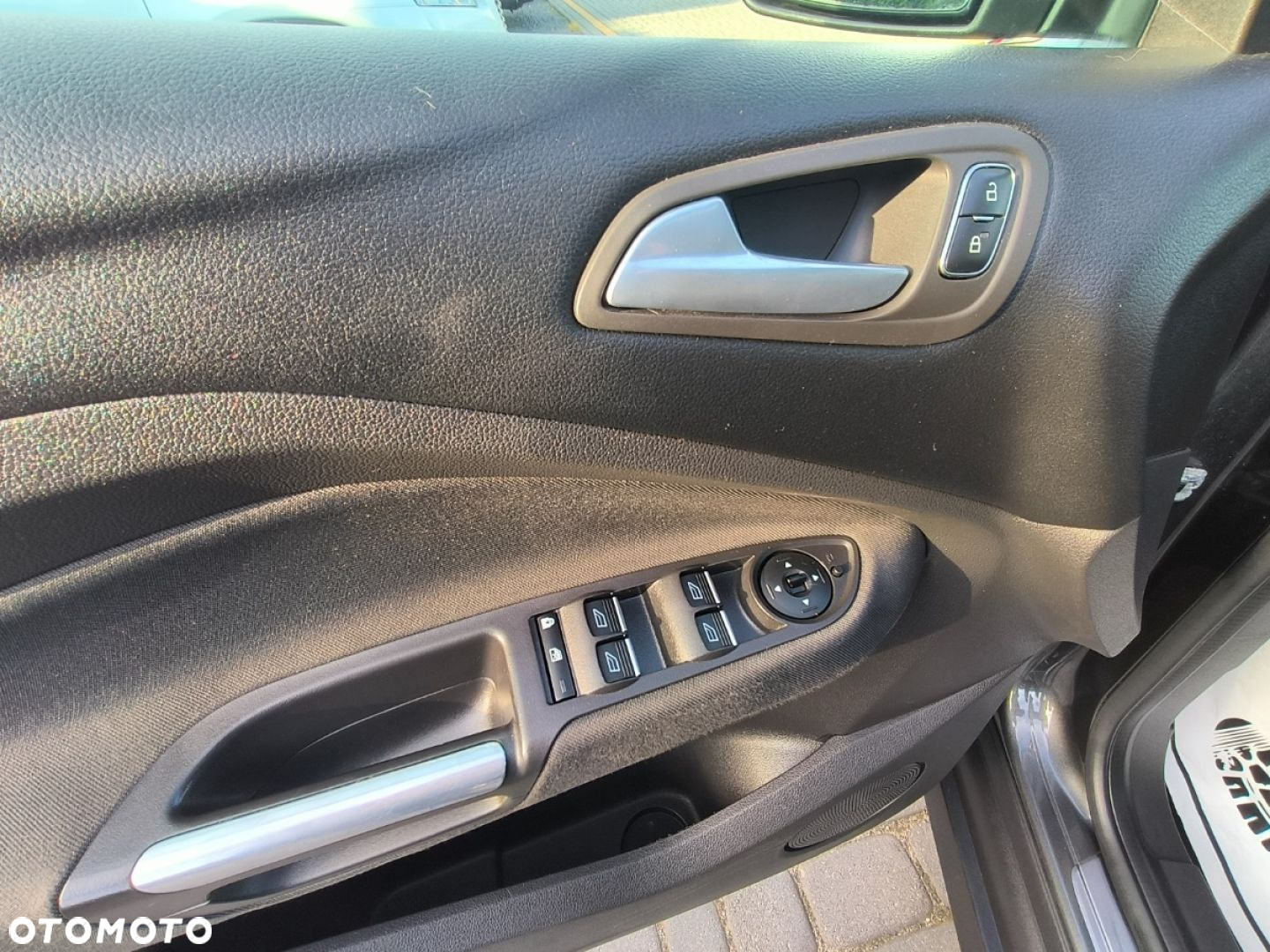 Ford Grand C-MAX - 15
