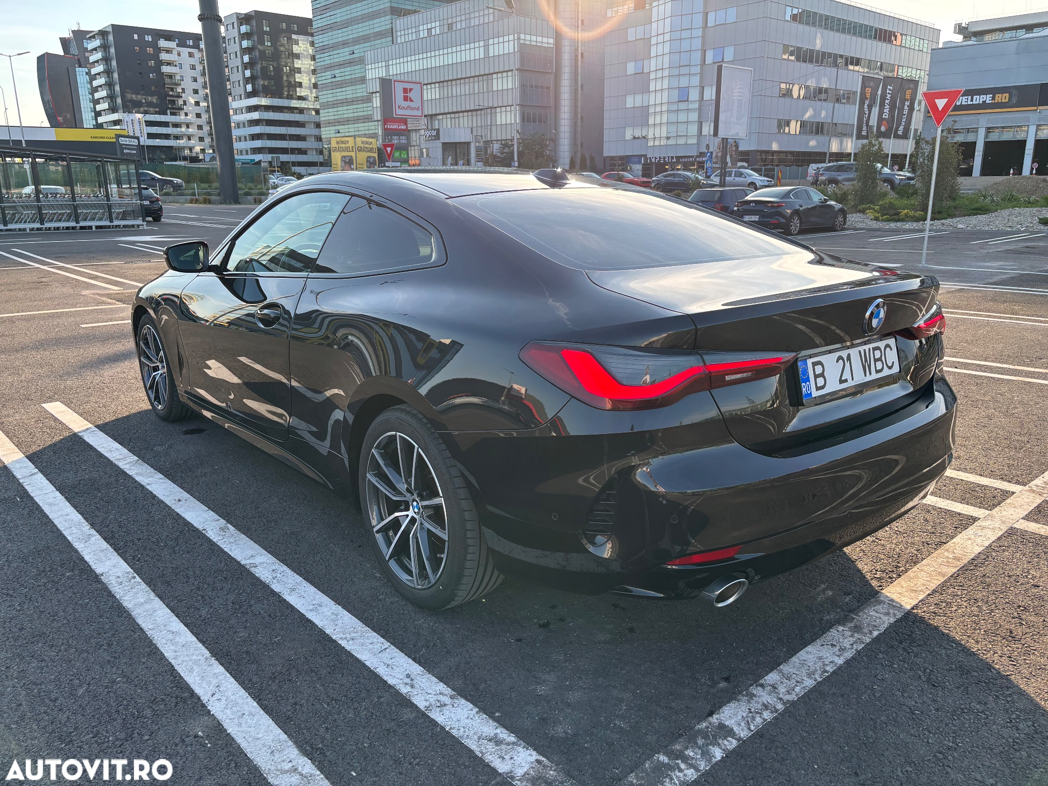 BMW Seria 4 420i Coupe - 4