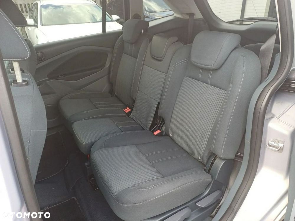Ford Grand C-MAX 1.6 TDCi Start-Stop-System Titanium - 19