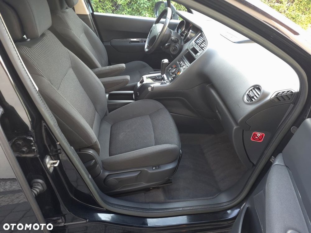 Peugeot 5008 - 6