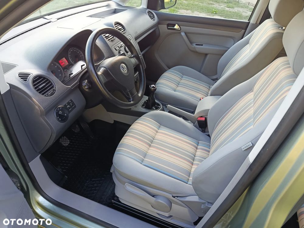Volkswagen Caddy 1.6 Life Style (5-Si.) - 12