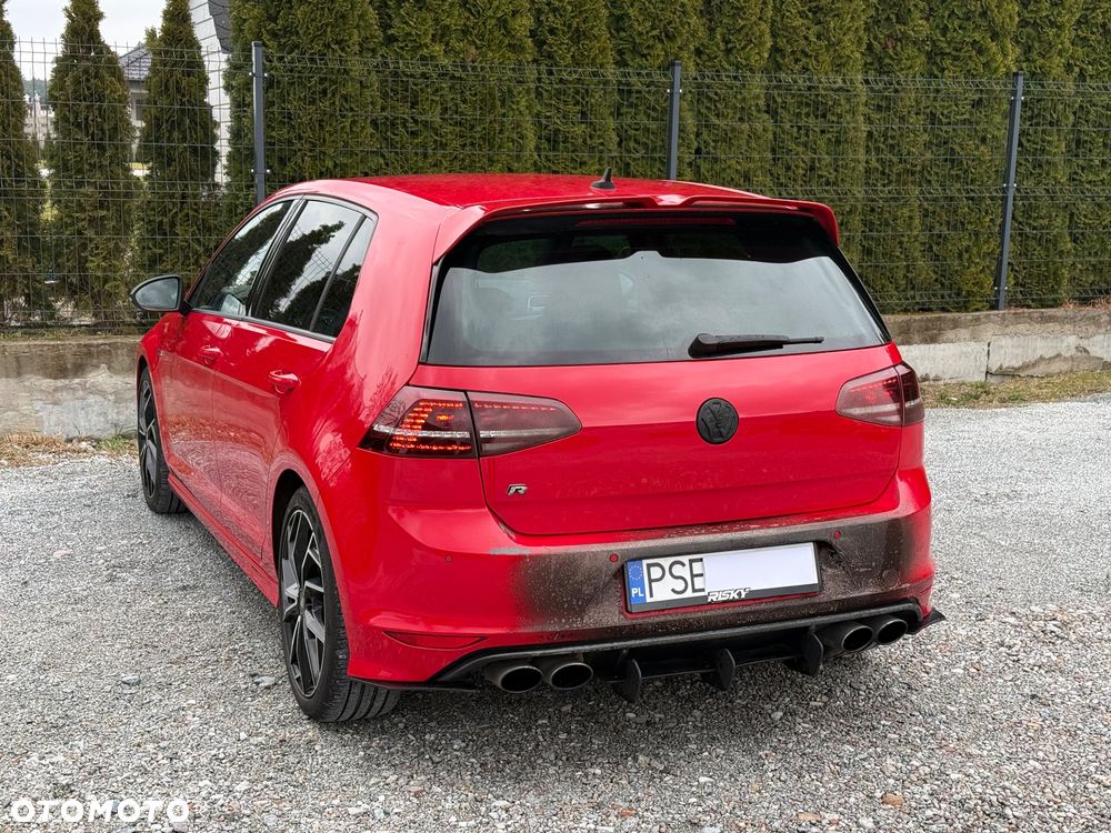 Volkswagen Golf - 9