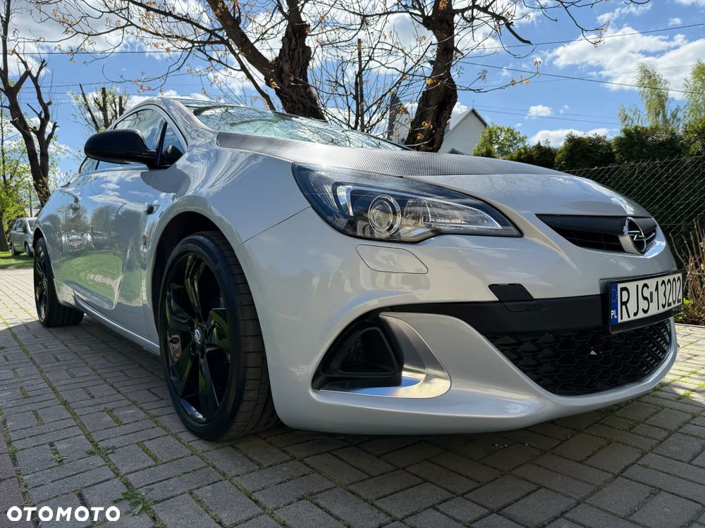Opel Astra IV GTC OPC - 23