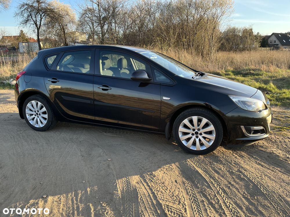 Opel Astra 1.4 T Enjoy - 2