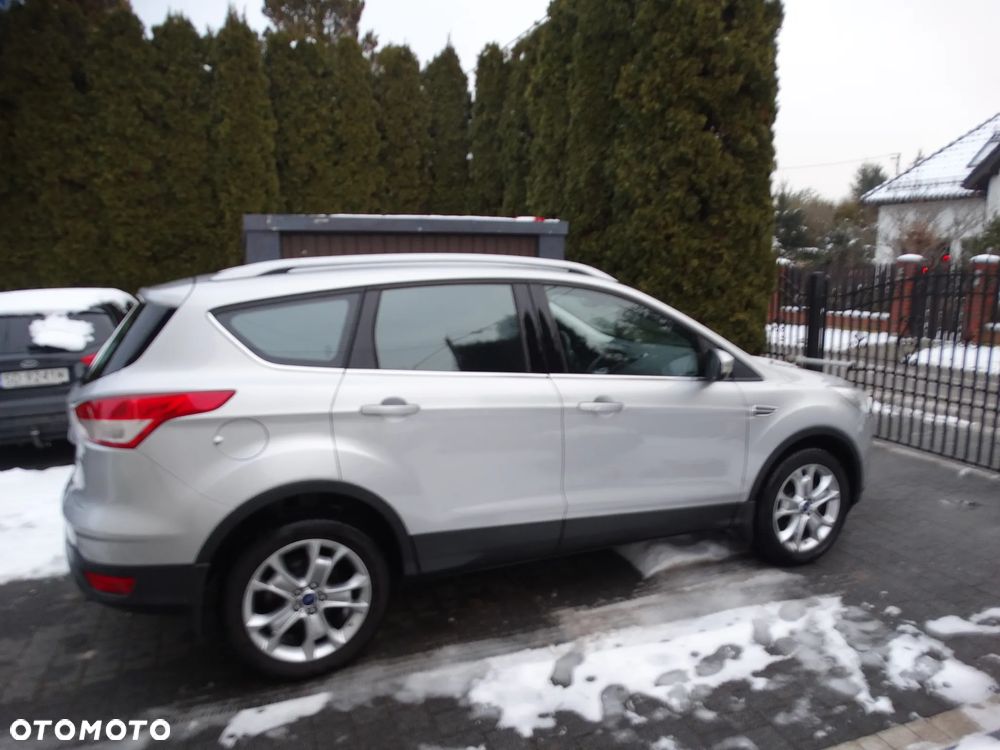 Ford Kuga - 4