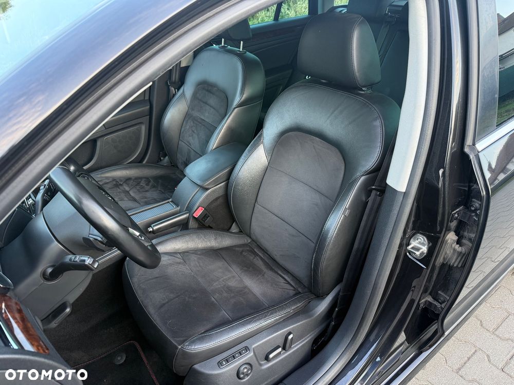 Skoda Superb 2.0 TDI PD DSG Elegance - 10