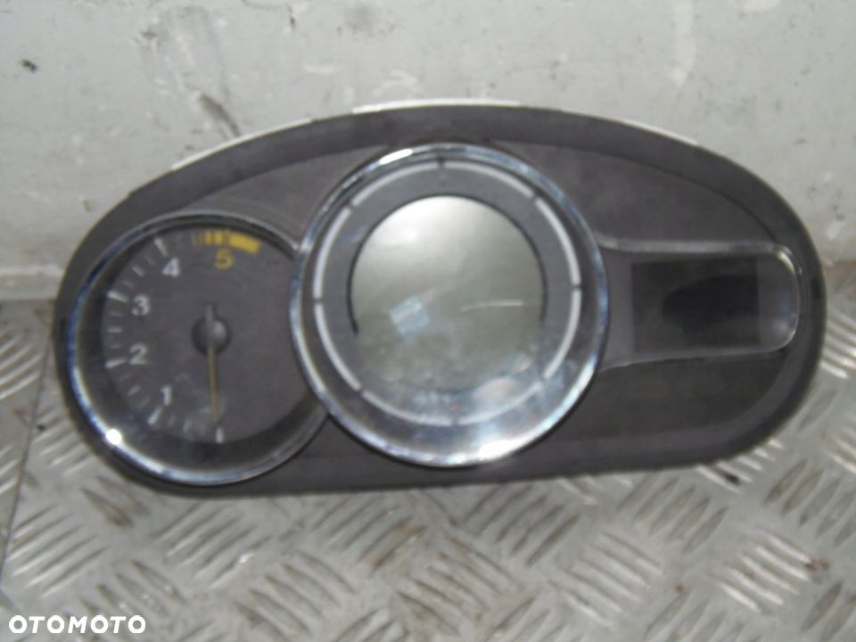 LICZNIK ZEGARY RNI248100342R RENAULT MEGANE III QP - 1