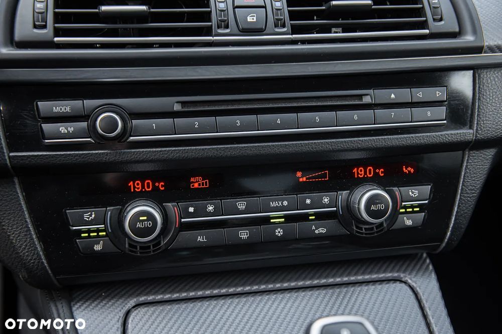 BMW Seria 5 M550d xDrive - 18