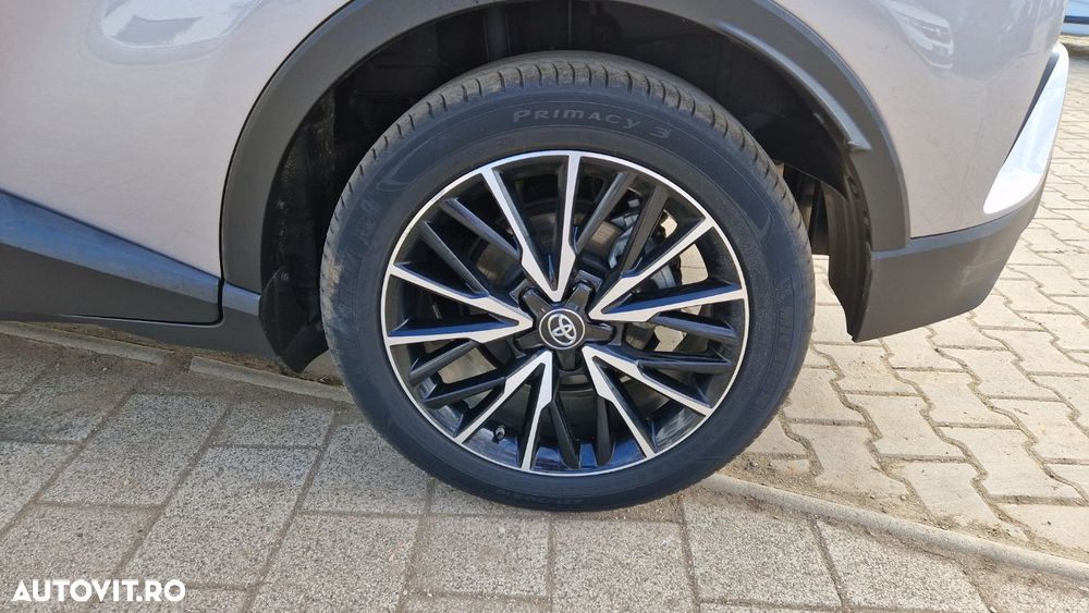 Toyota C-HR 1.8 HSD 122 CP 4x2 CVT Style - 21