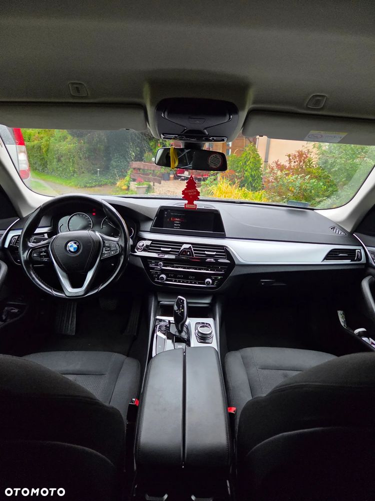 BMW Seria 5 520d - 5