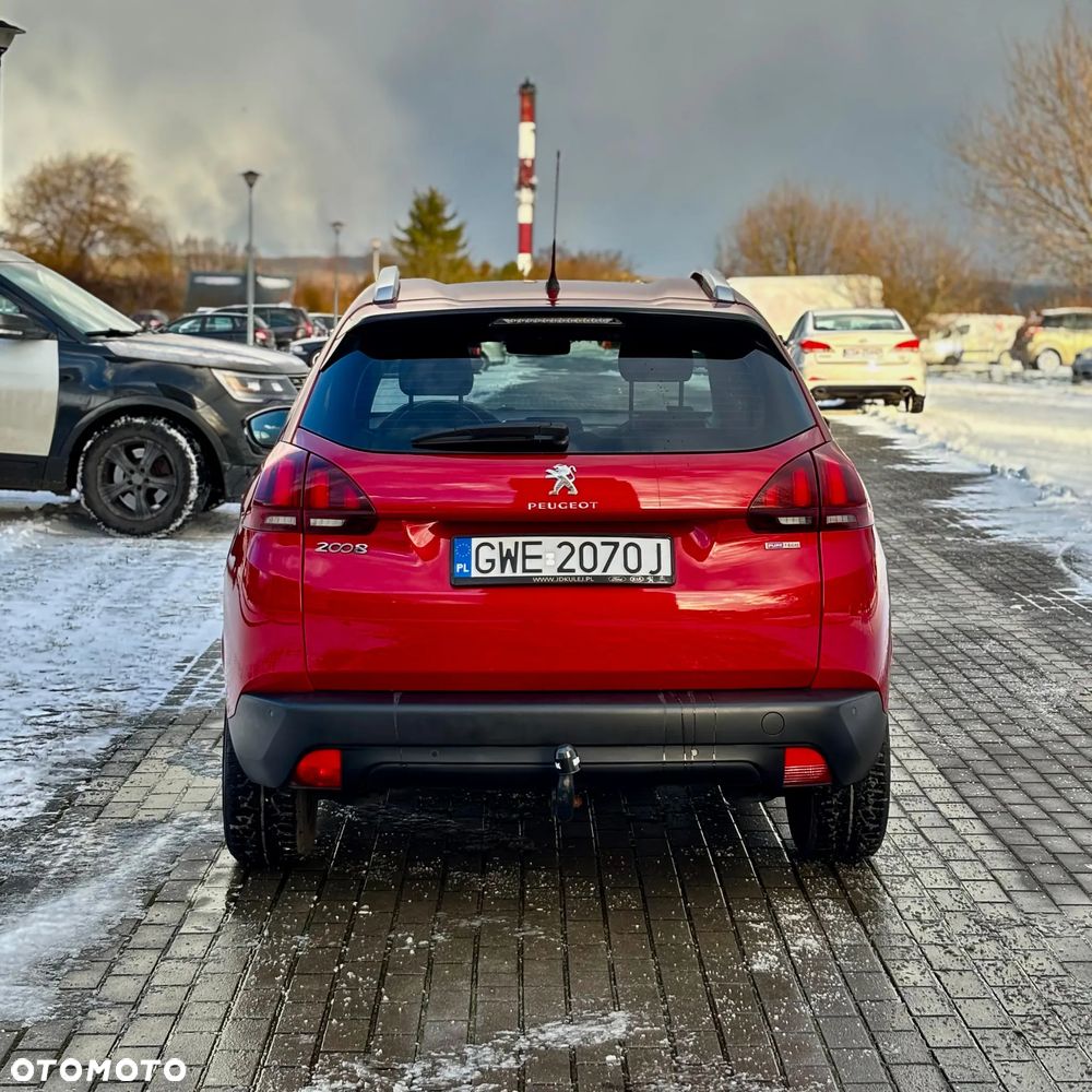 Peugeot 2008 1.2 Pure Tech Active S&S EAT6 - 12