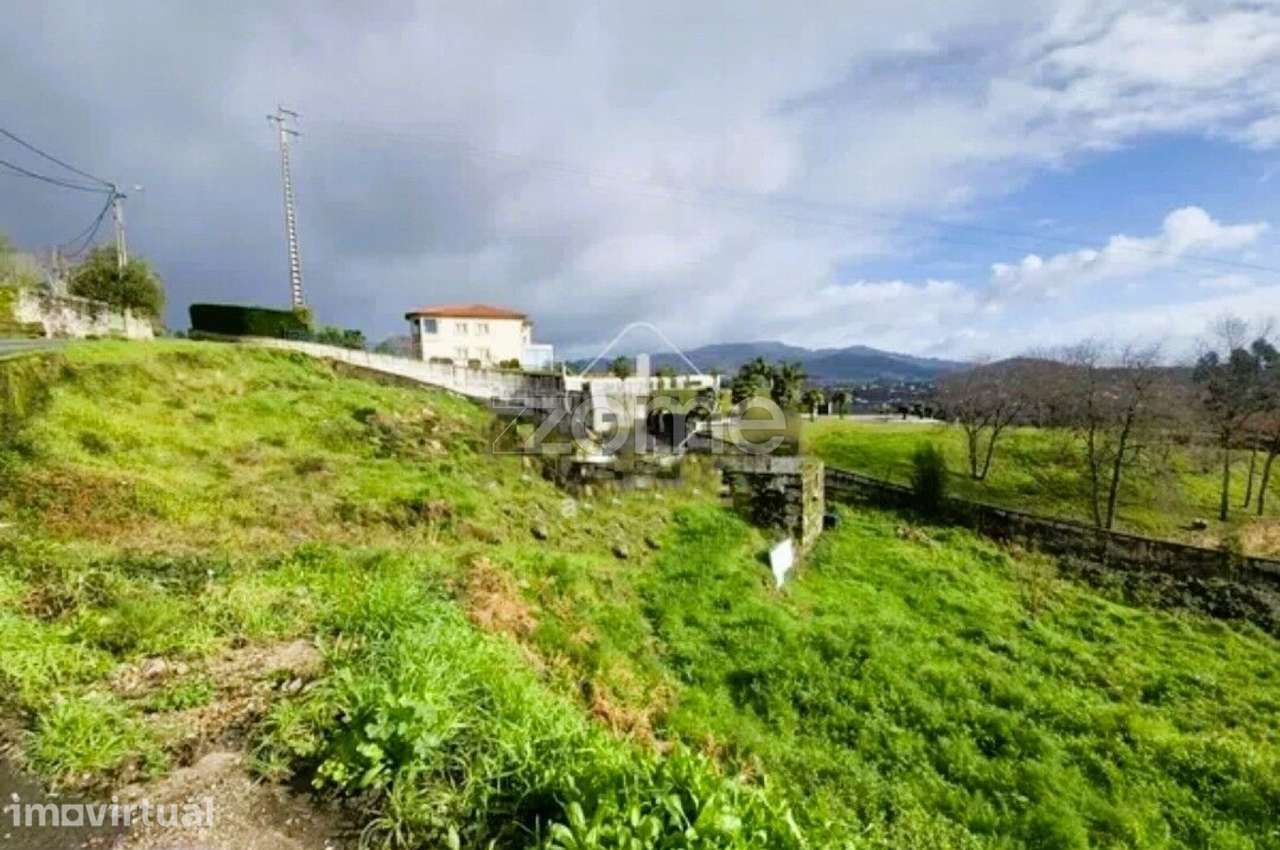 Terreno com Ruína e projeto aprovado - Grande imagem: 3/8