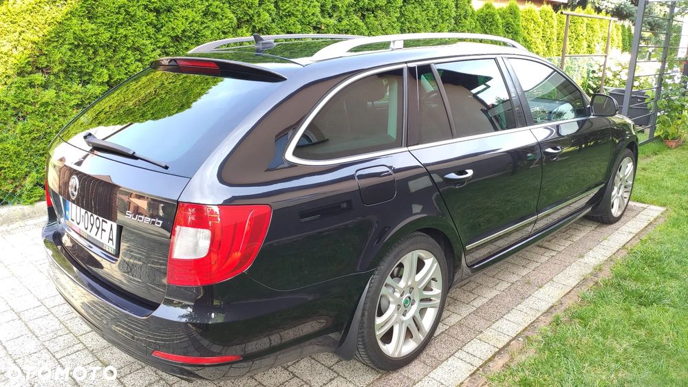 Skoda Superb 2.0 TSI Platinum DSG - 9
