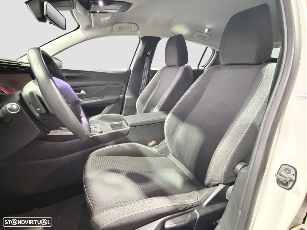 Peugeot 308 PureTech 130 EAT8 Active Pack — fotografia 7