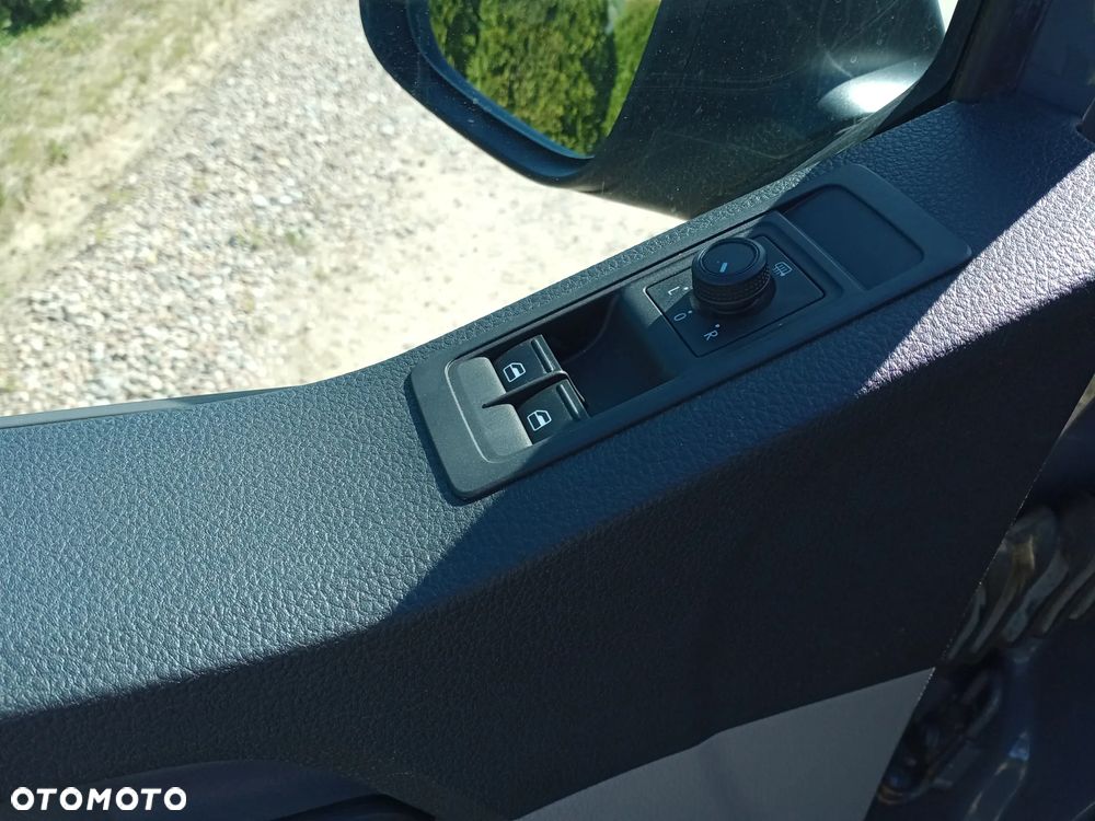 Volkswagen T6 150 KM BOGATA WERSJA - 23