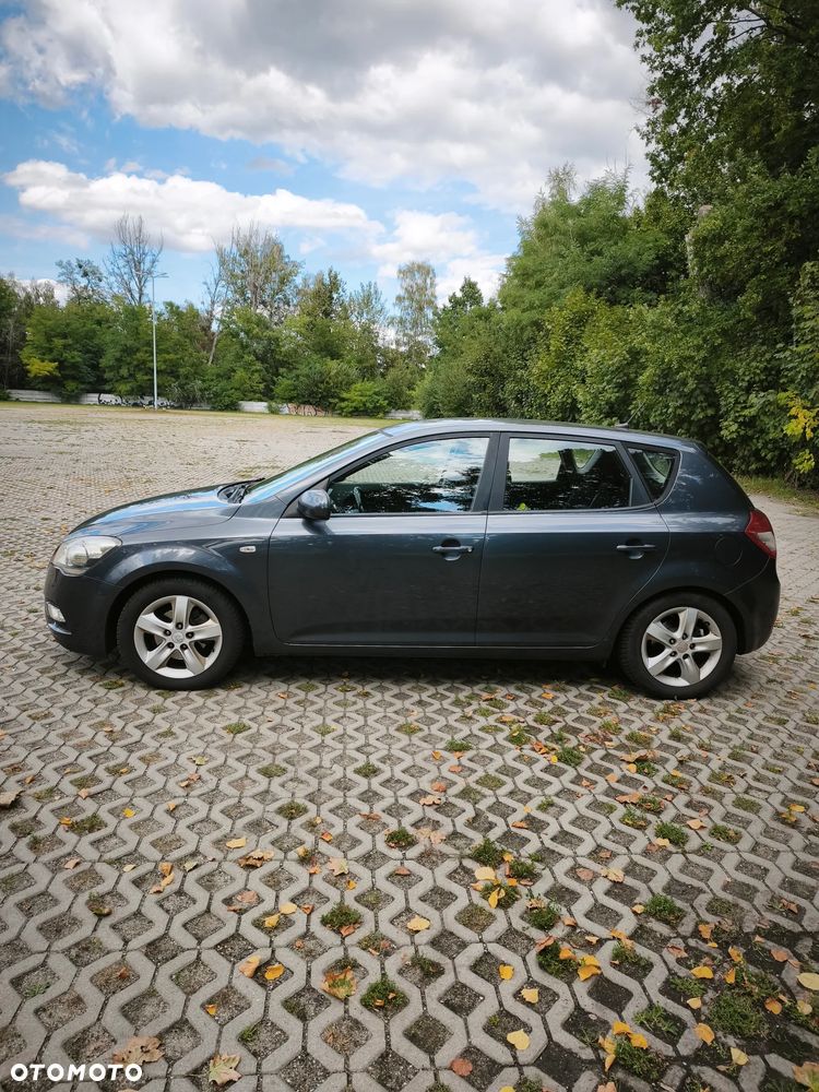 Kia Ceed 1.4 CVVT Spirit - 2