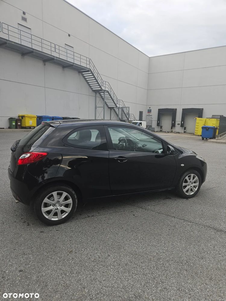 Mazda 2 - 11
