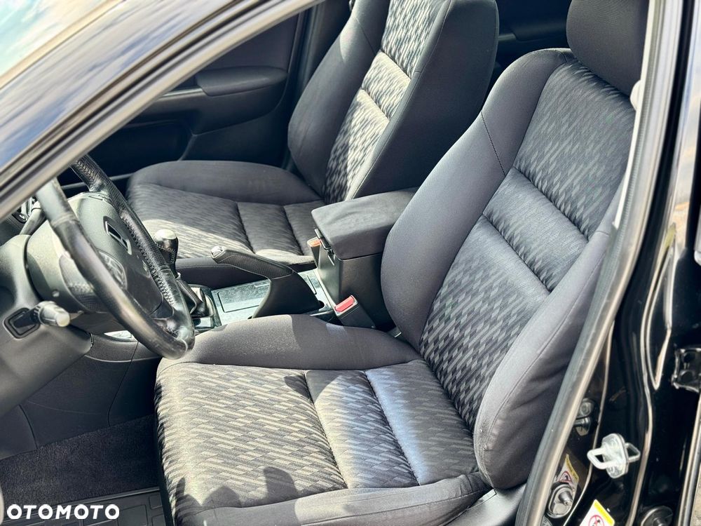 Honda Accord 2.4 Executive - 17