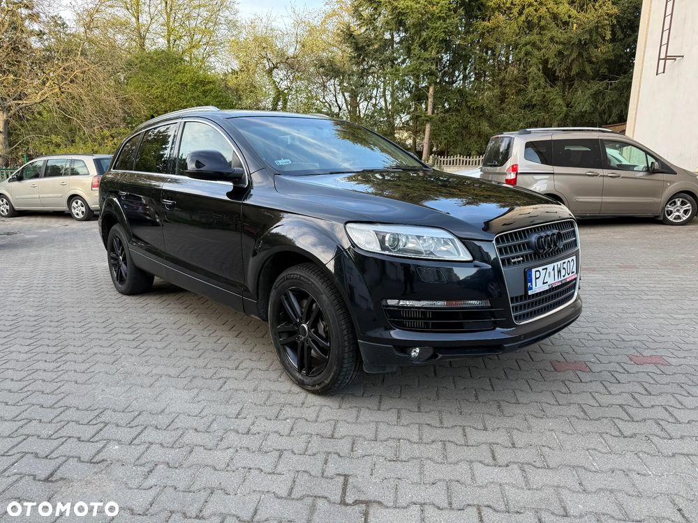 Audi Q7 - 9