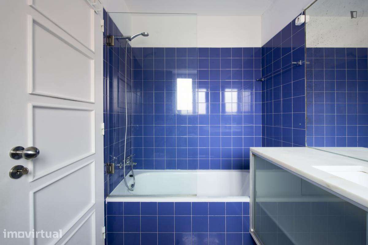 Quarto - localizado em Entrecampos Lisbon - Grande imagem: 3/55