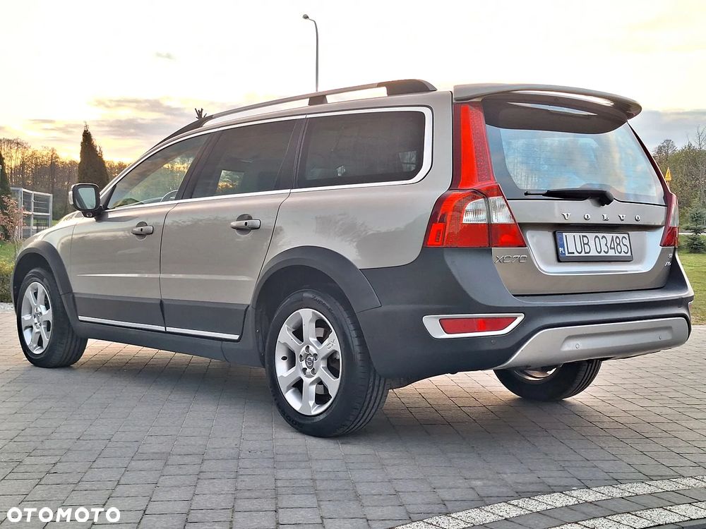 Volvo XC 70 3.2 AWD Summum - 8