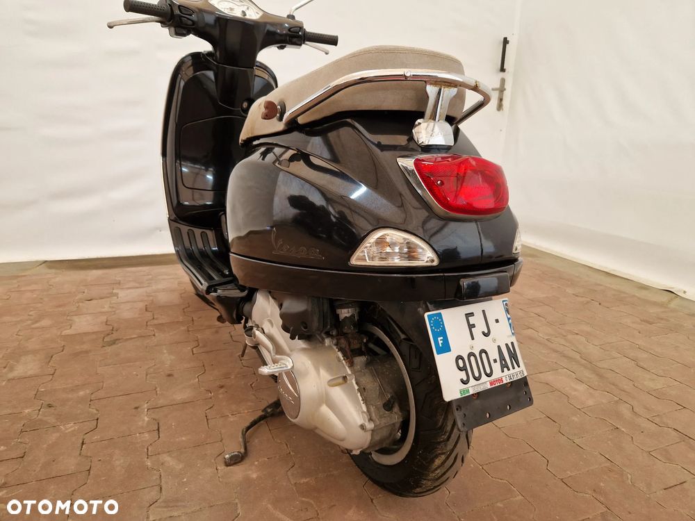 Piaggio Vespa - 23