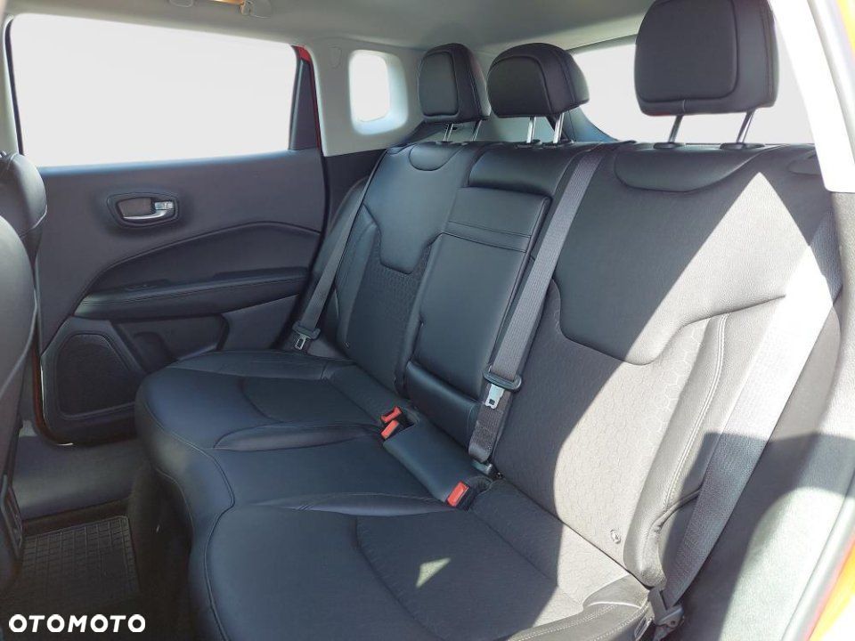 Jeep Compass - 3