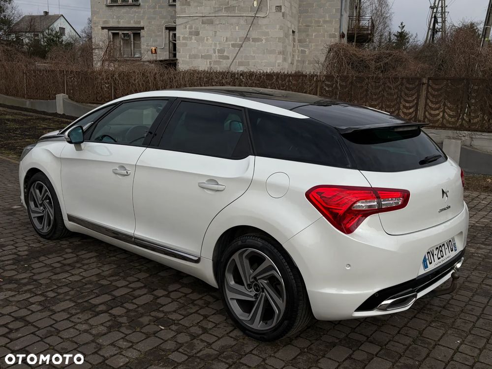 Citroën DS5 BlueHDi 180 EAT6 Business Class - 11