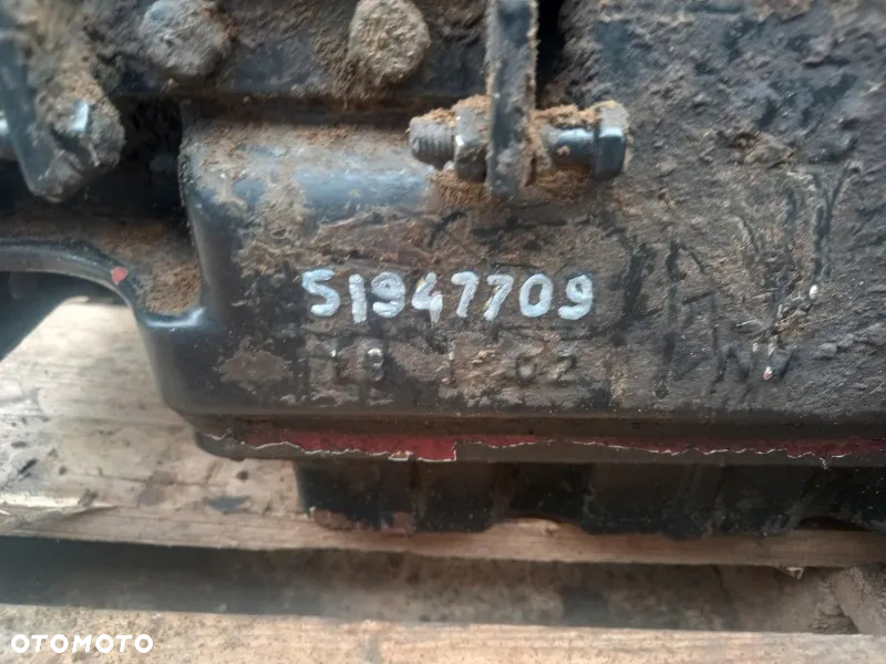 Obudowa mostu tylnego New Holland TM190 - 2