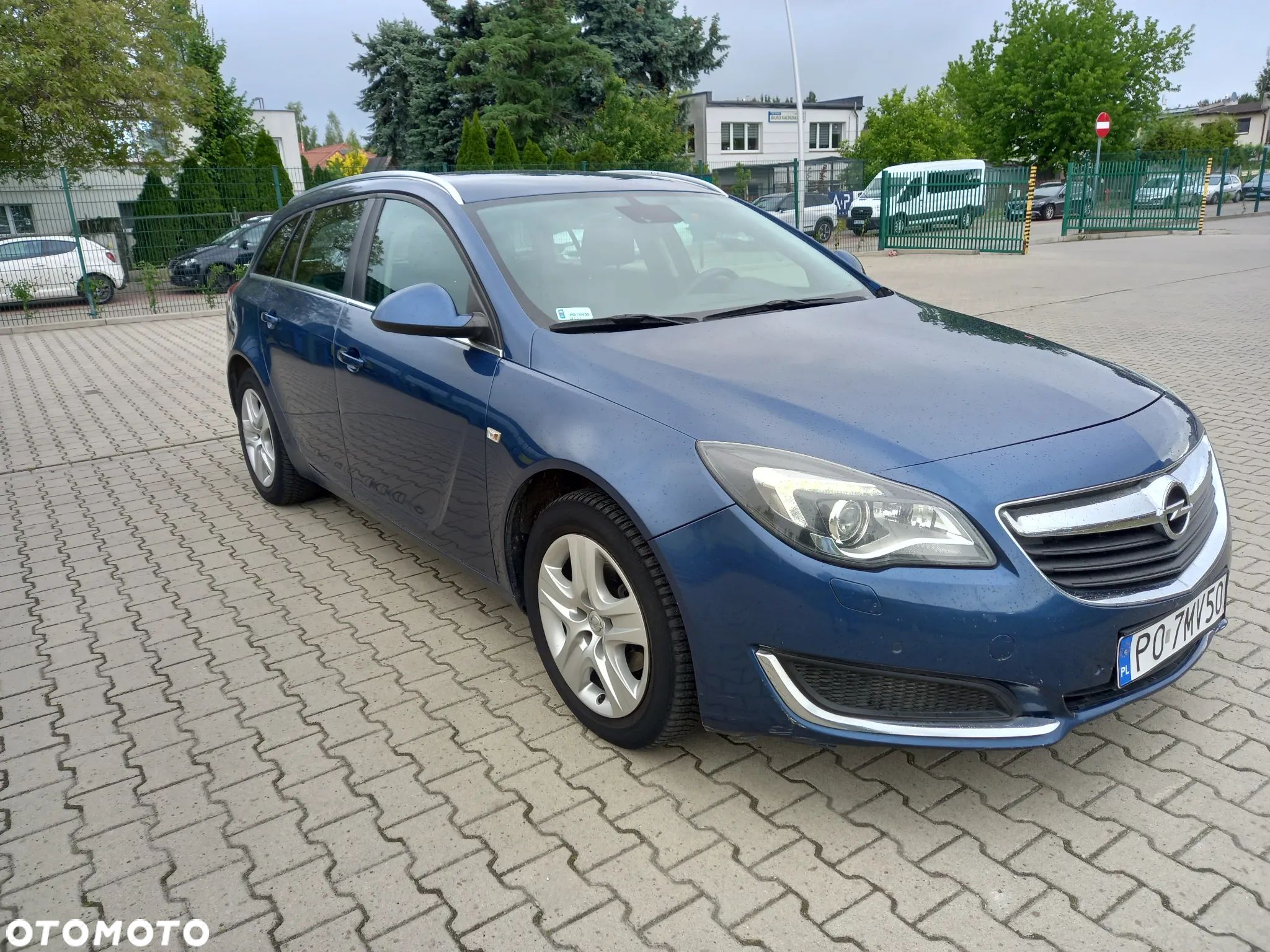 Opel Insignia - 1