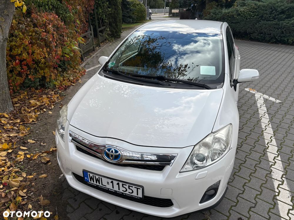 Toyota Auris 1.8 HSD Luna - 2