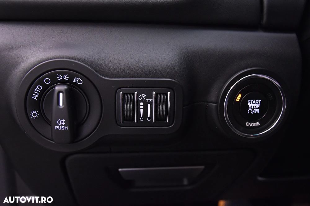 Maserati Ghibli - 14