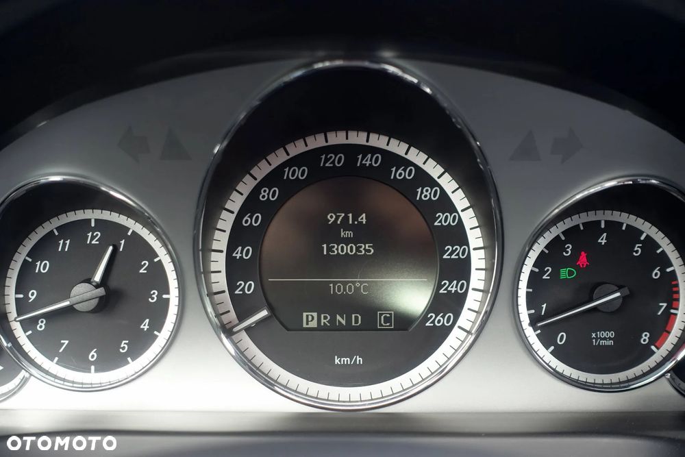 Mercedes-Benz Klasa E 350 CGI BlueEFFICIENCY 7G-TRONIC Avantgarde - 25