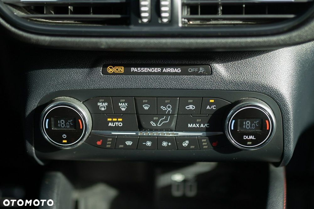 Ford Kuga - 23
