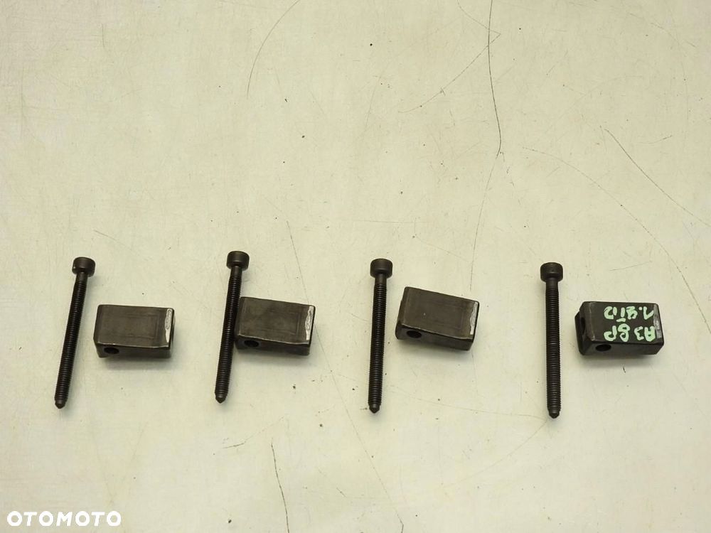 ŁAPKI MOCOWANIE WTRYSKU AUDI A3 8PA 1.9 TDI - 3