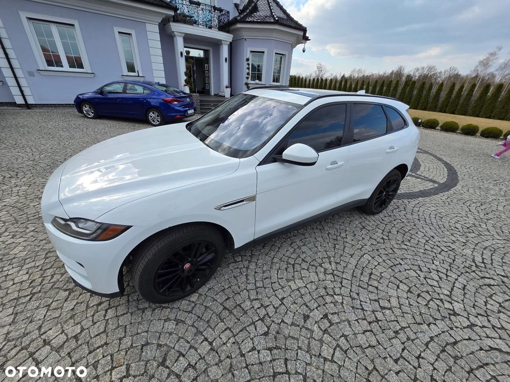 Jaguar F-Pace - 22