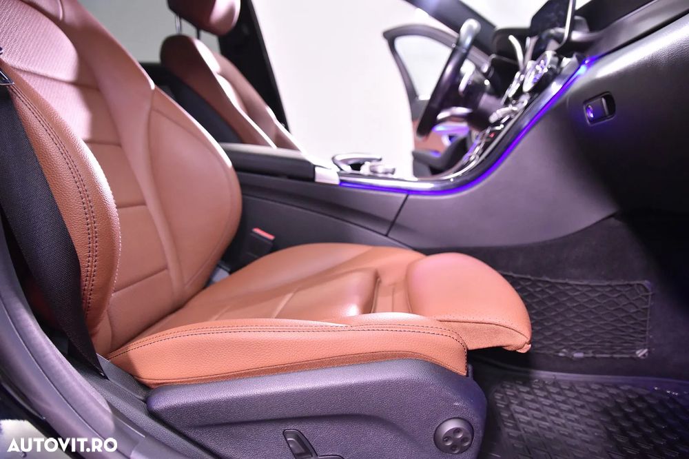 Mercedes-Benz C - 13