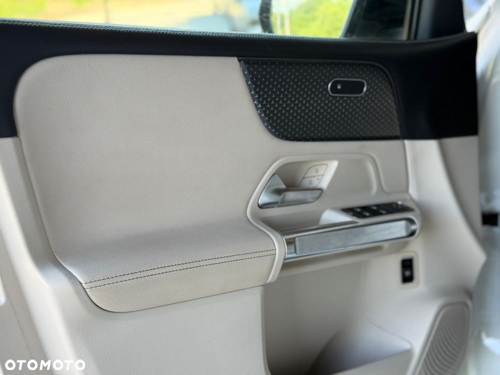 Mercedes-Benz GLB 200 d 4-Matic 8G-DCT - 13