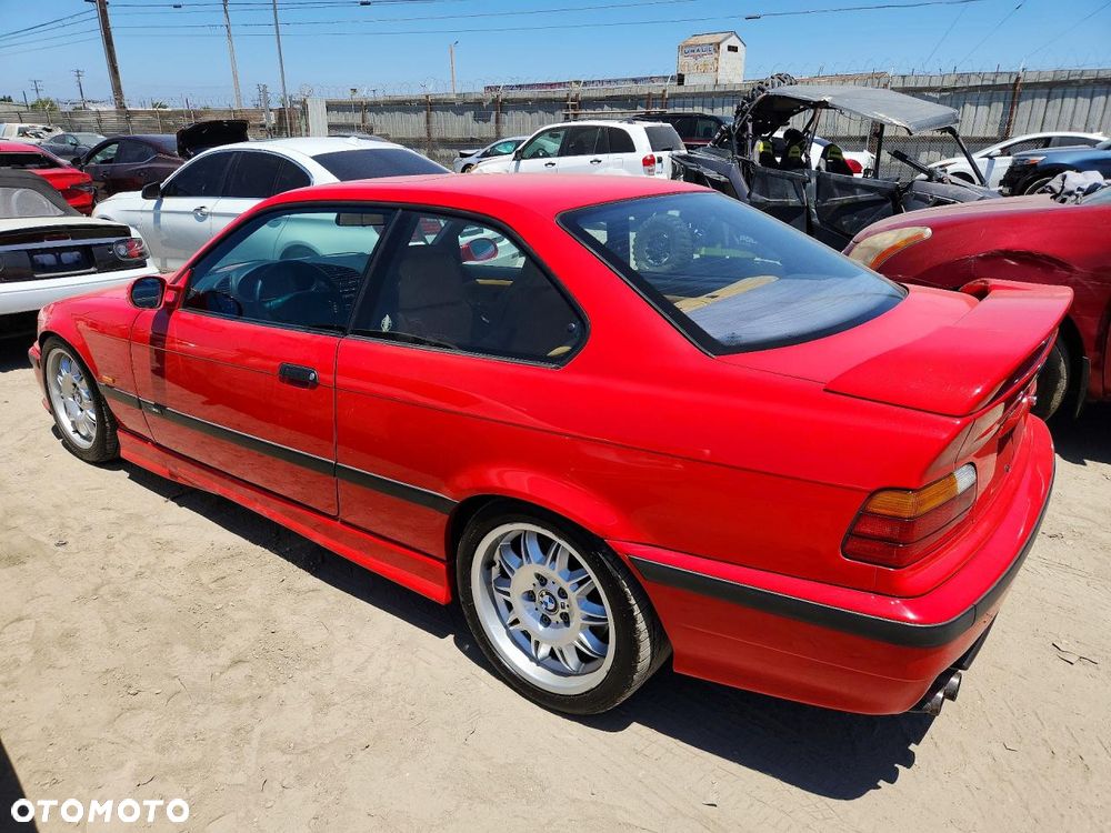 BMW M3 Standard - 5