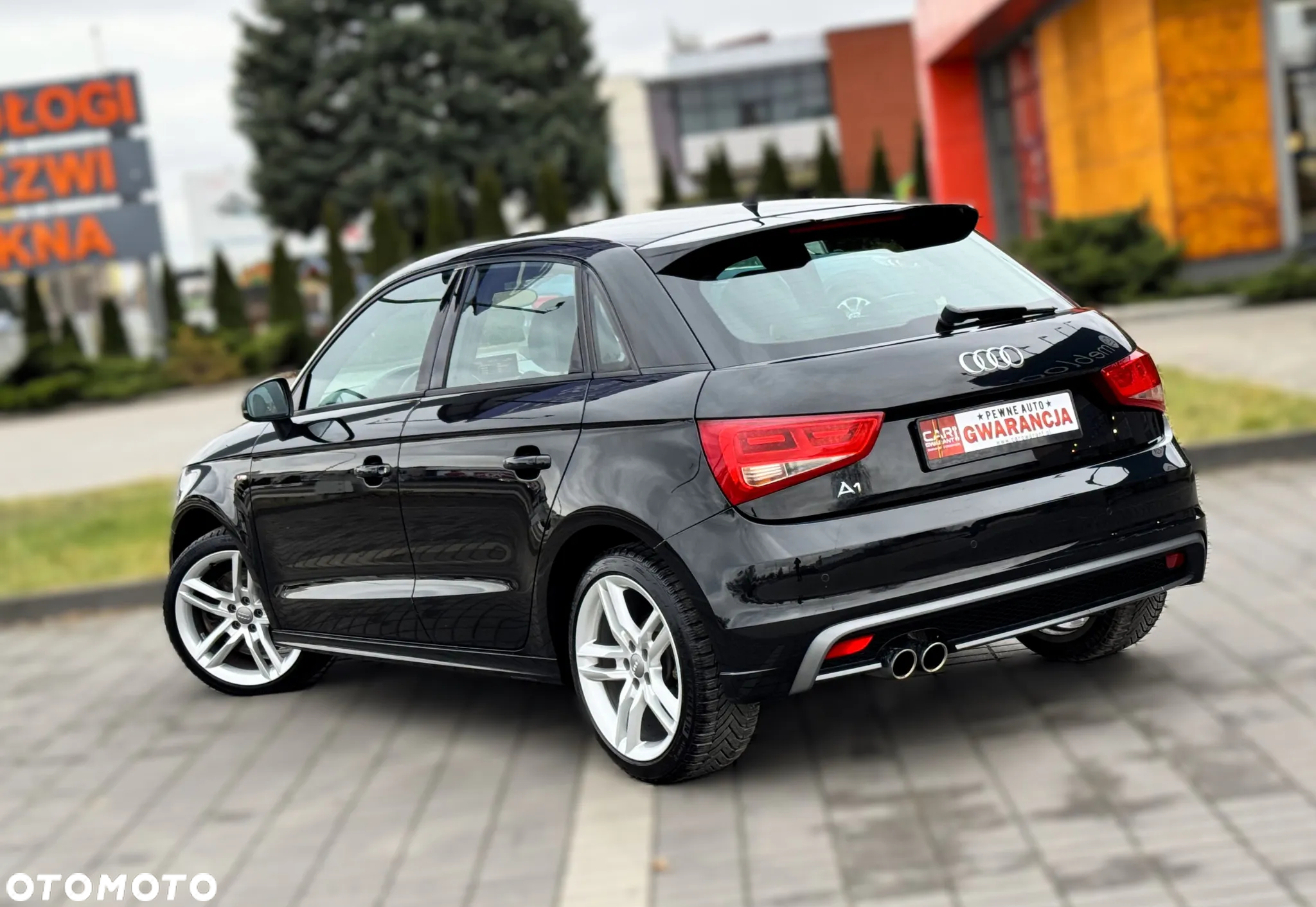 Audi A1 1.4 TFSI Sportback S tronic S line edition m S line Sportpaket - 11