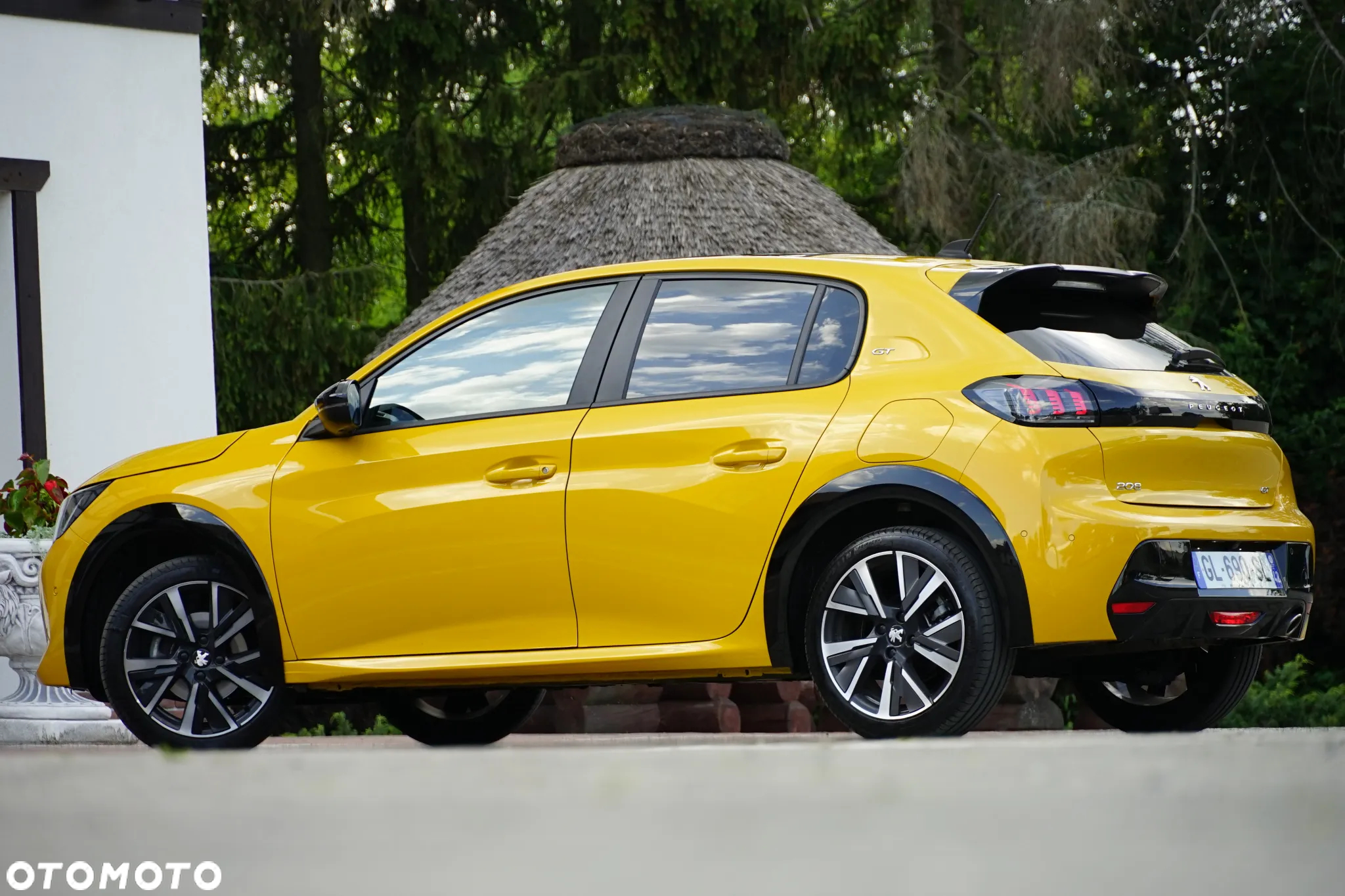 Peugeot 208 PureTech 100 EAT8 GT Pack - 16