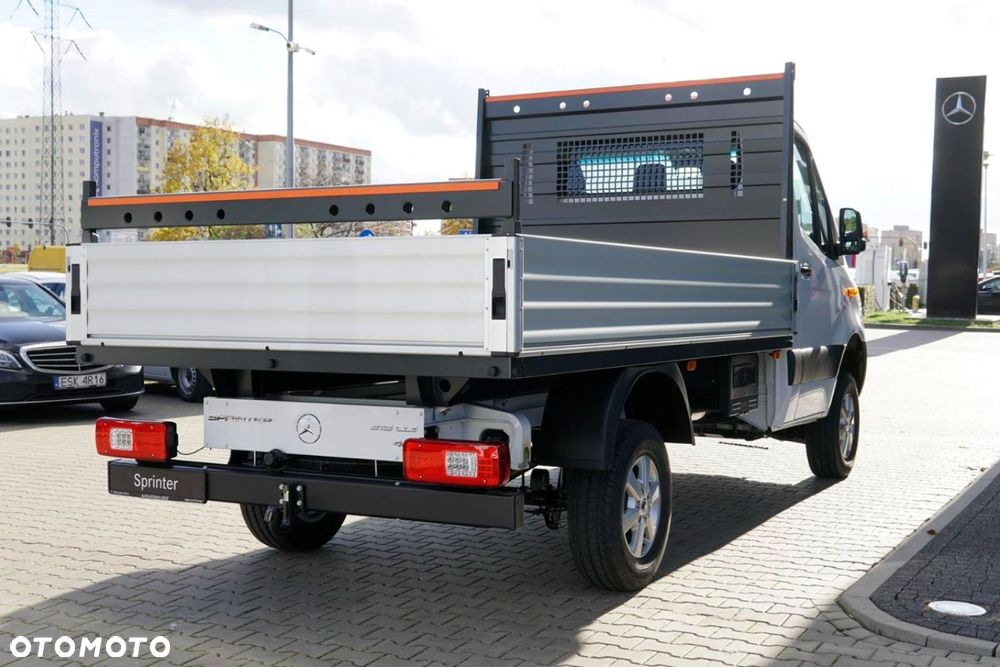 Mercedes-Benz Sprinter - 7